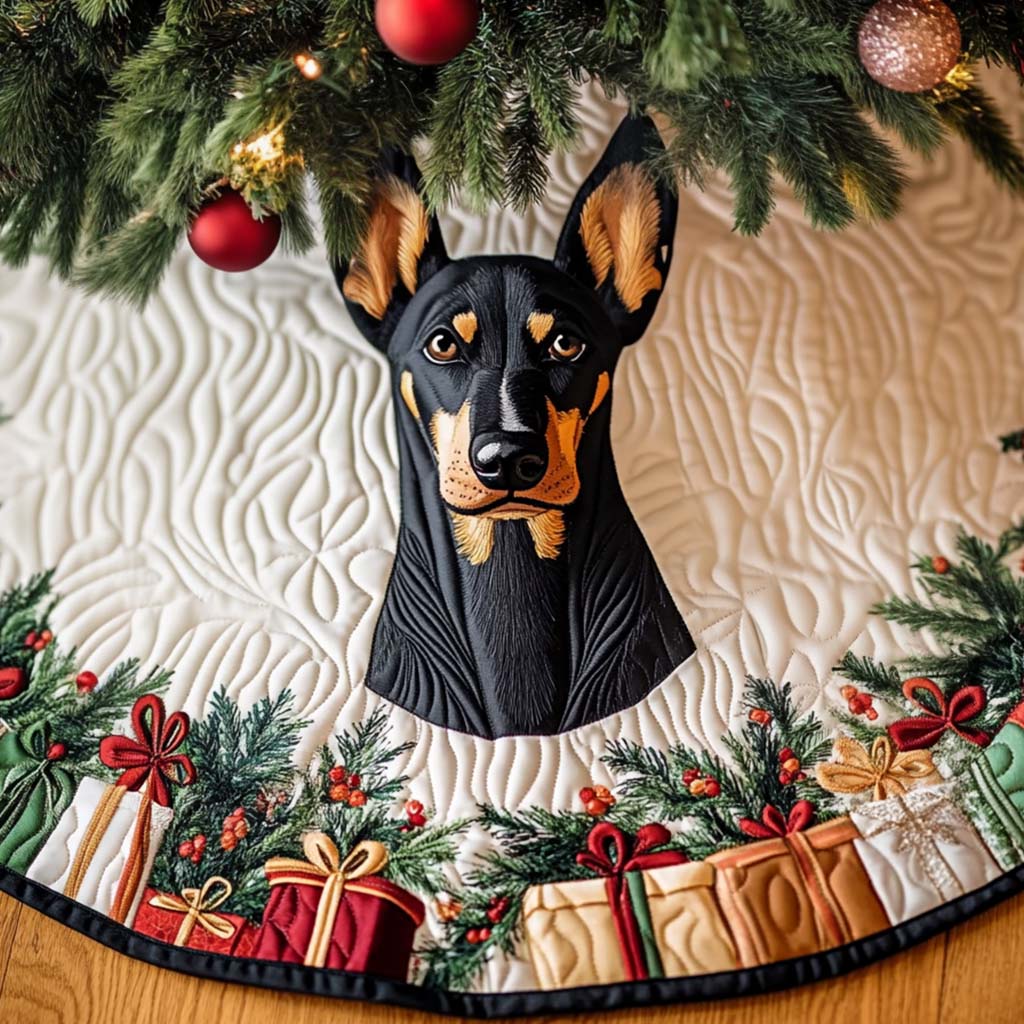 Doberman Holiday Gift Christmas Quilted Tree Skirt NCU0NT1713