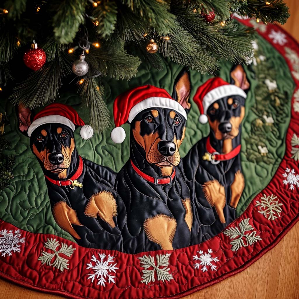 Snowy Doberman Defender Christmas Quilted Tree Skirt NCU0NT1717