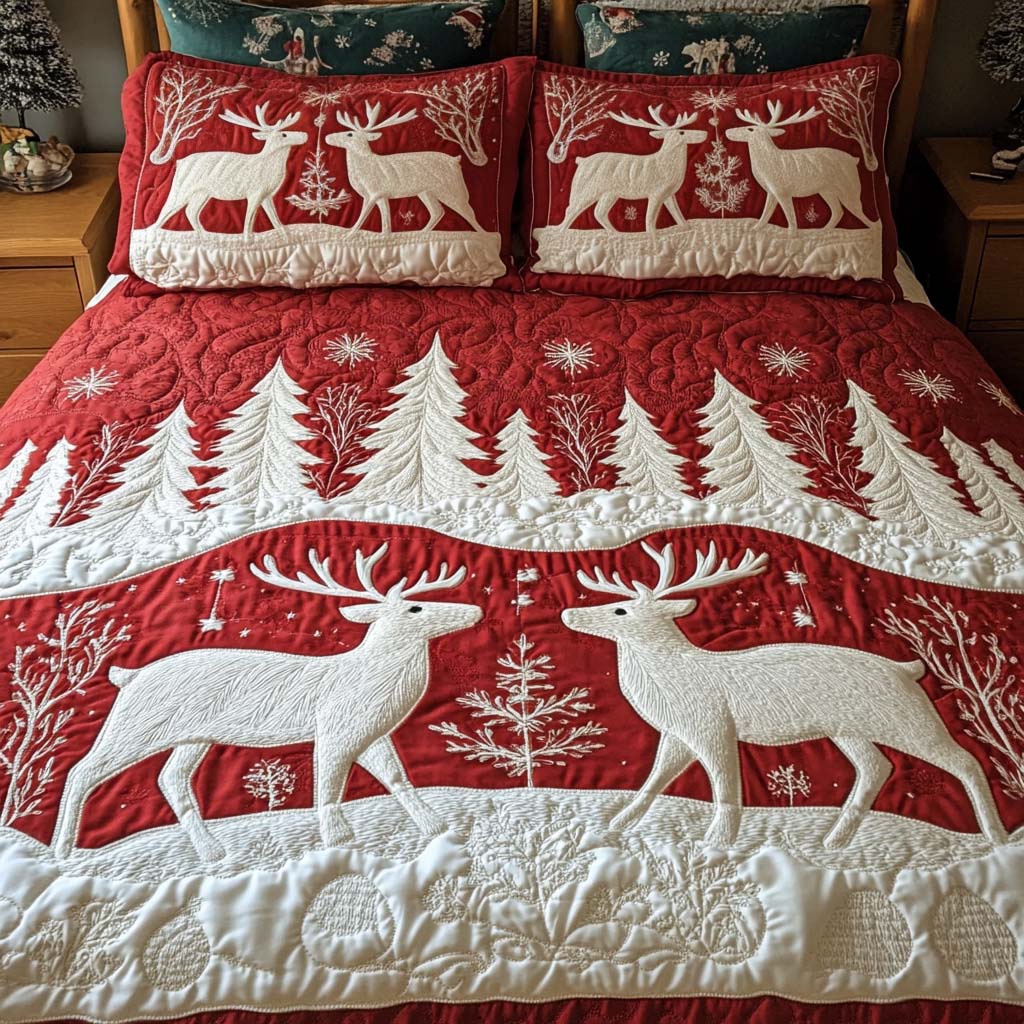 Snowy Reindeer Trail 3-Piece Quilted Bedding Set NCU0NT1741