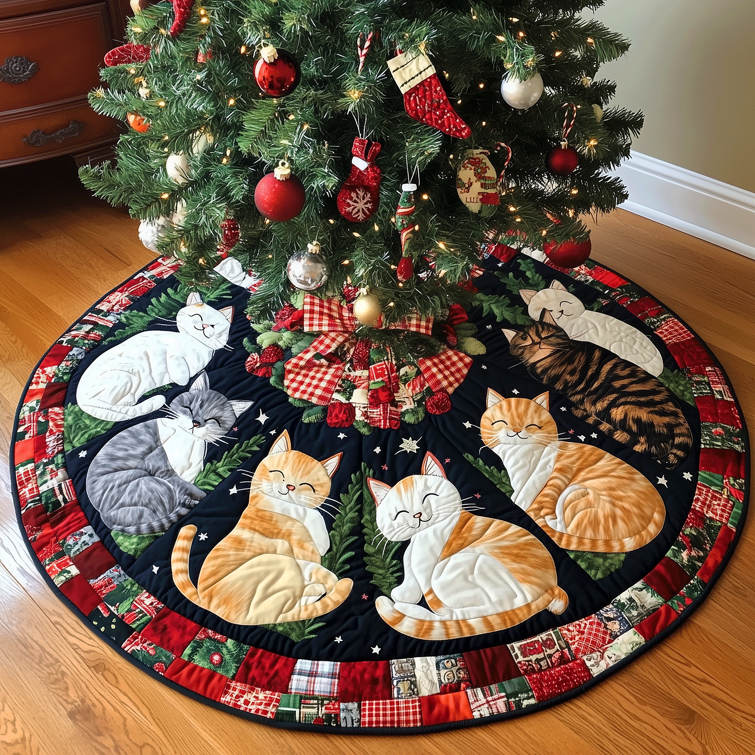 Whisker Wishes Quilted Christmas Tree Skirt NCU0TH1942